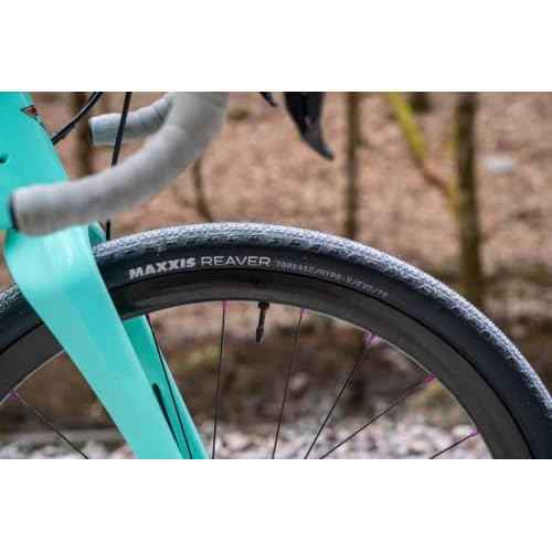 Maxxis Reaver - Hypr-X Compound - Go to Tire for Gravel Racing - 700 x 45, Hypr-X, EXO