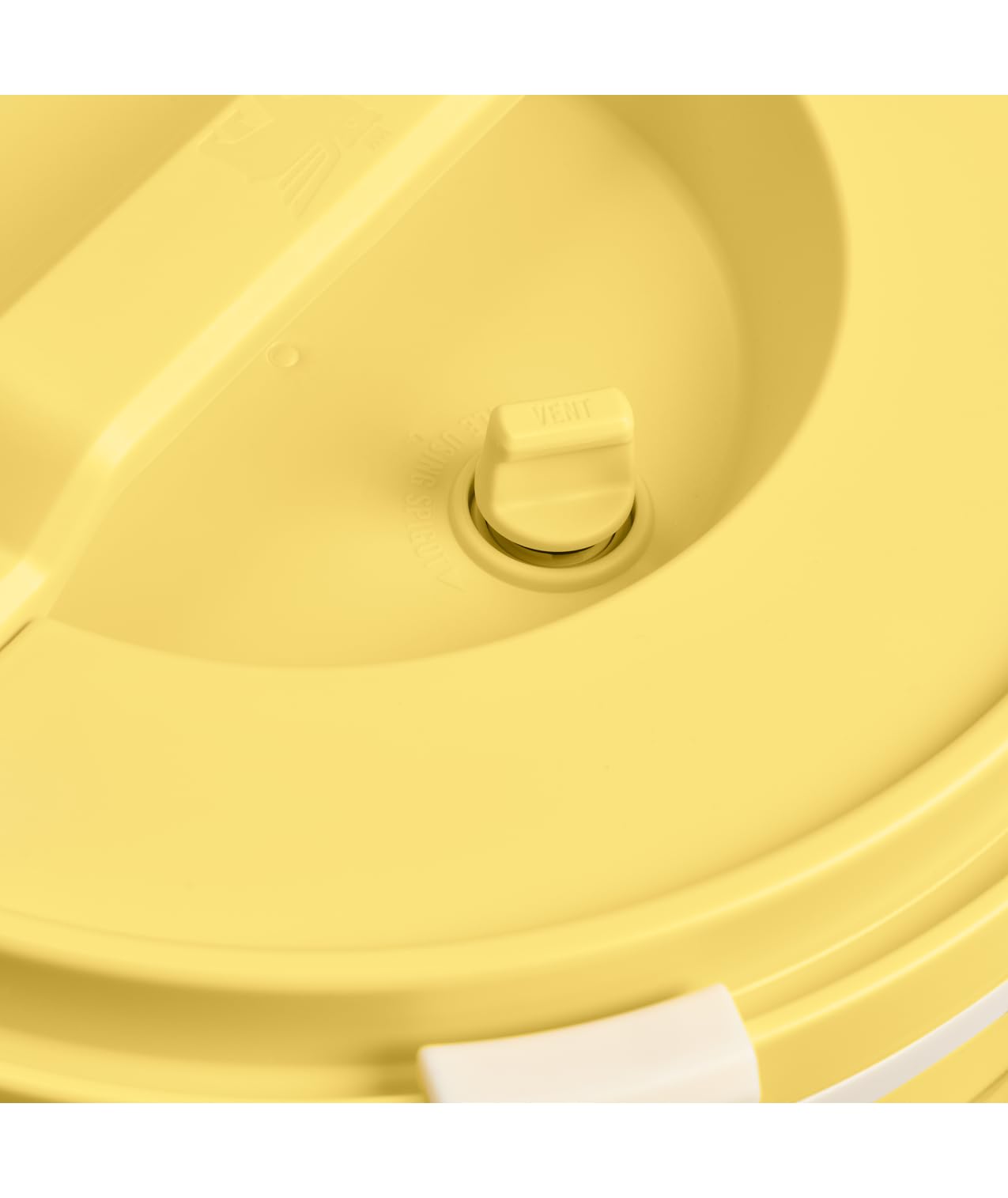 Stanley Adventure Fast Flow Water Jug 2 Gallon | Leakproof Ice Water Dispenser | Insulated Beverage Cooler | Easy Pour Spigot and Latched Foam Lid | BPA-Free | Daffodil