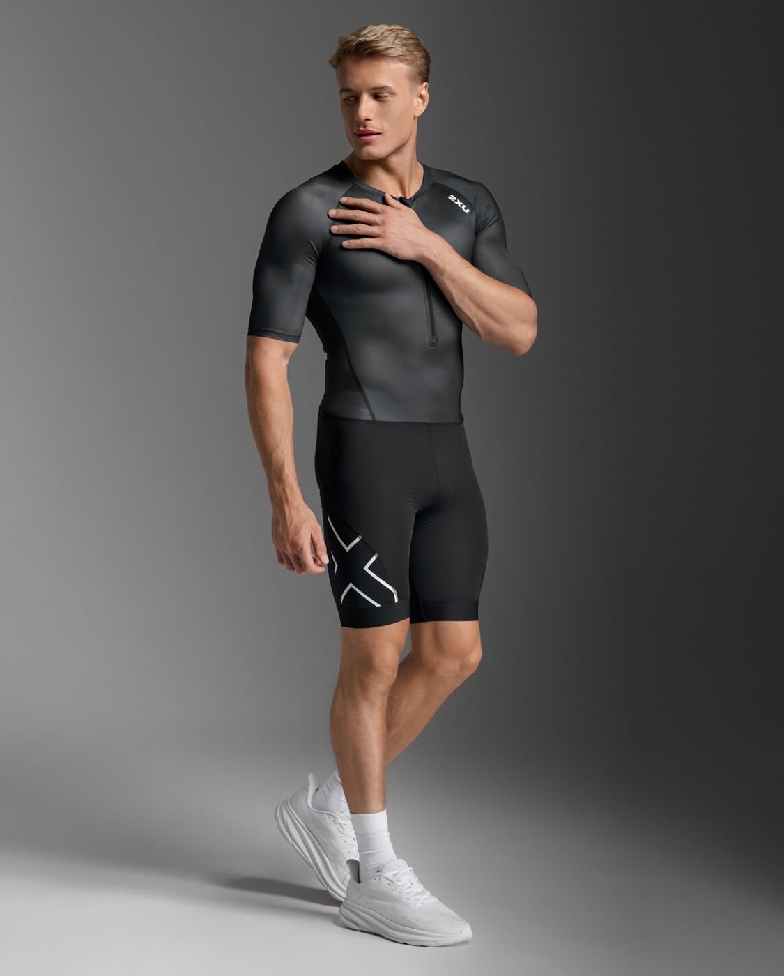 2XU Men's Core Sleeved Trisuit - Black/White - Medium