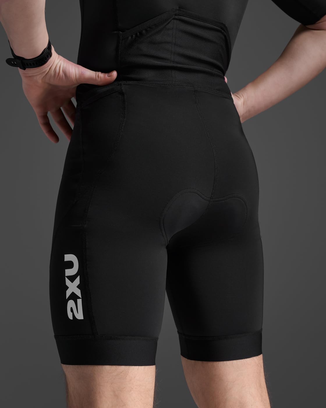 2XU Men's Core Sleeved Trisuit - Black/White - Medium