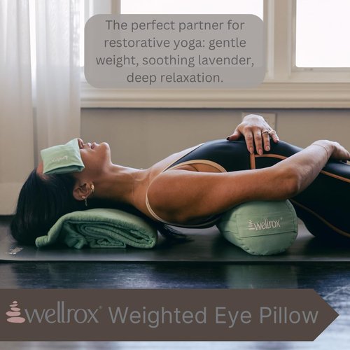 Wellrox Weighted Eye Pillow - Flaxseeds & Lavender Eye Pillow Weighted for Restorative Yoga, Meditation & Stress Relief (Lavender, Scented)
