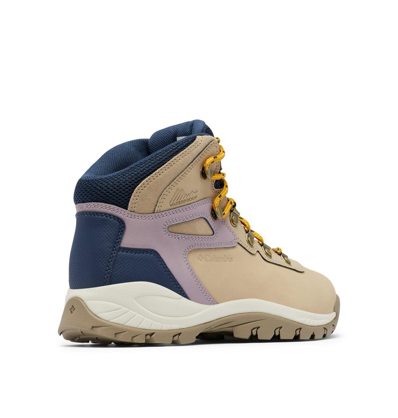 Columbia Women's Newton Ridge Plus, Ancient Fossil/Shale Mauve, 5.5