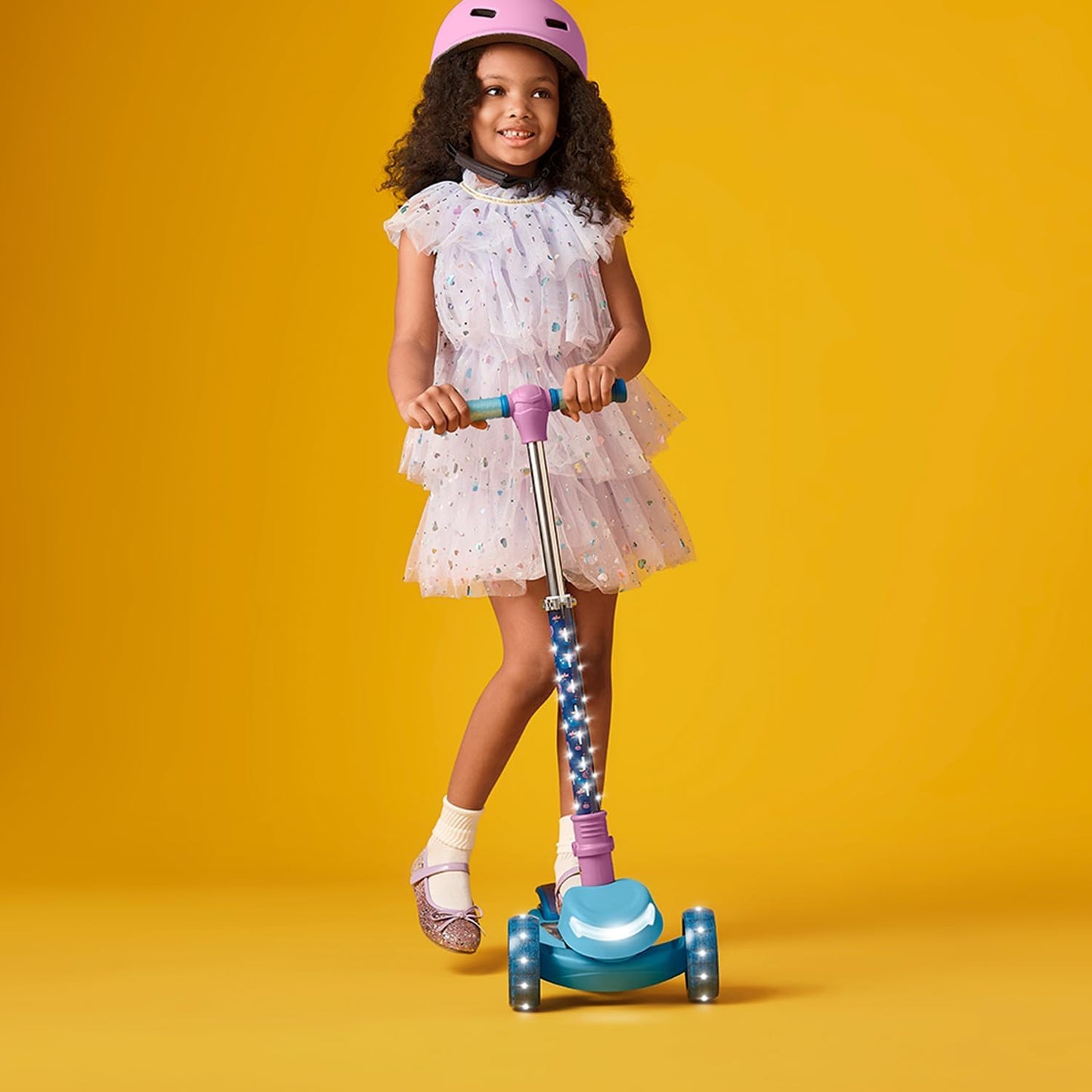 Jetson Character Kids Kick Scooter, LED Lights on Stem & Light-Up Wheels, Lightweight Frame, Height-Adjustable Handlebar, Lean-to-Steer System, Easy-Fold Mechanism