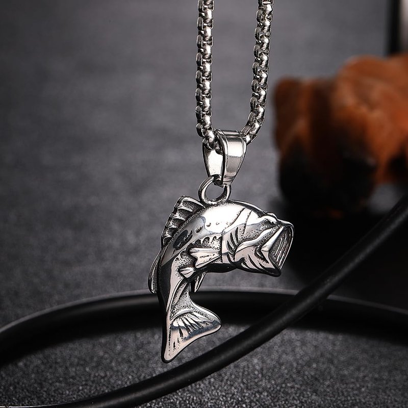 BaBakiak Largemouth Bass Fish Necklace, Fisherman Stainless Steel Jumping Bass Pendant