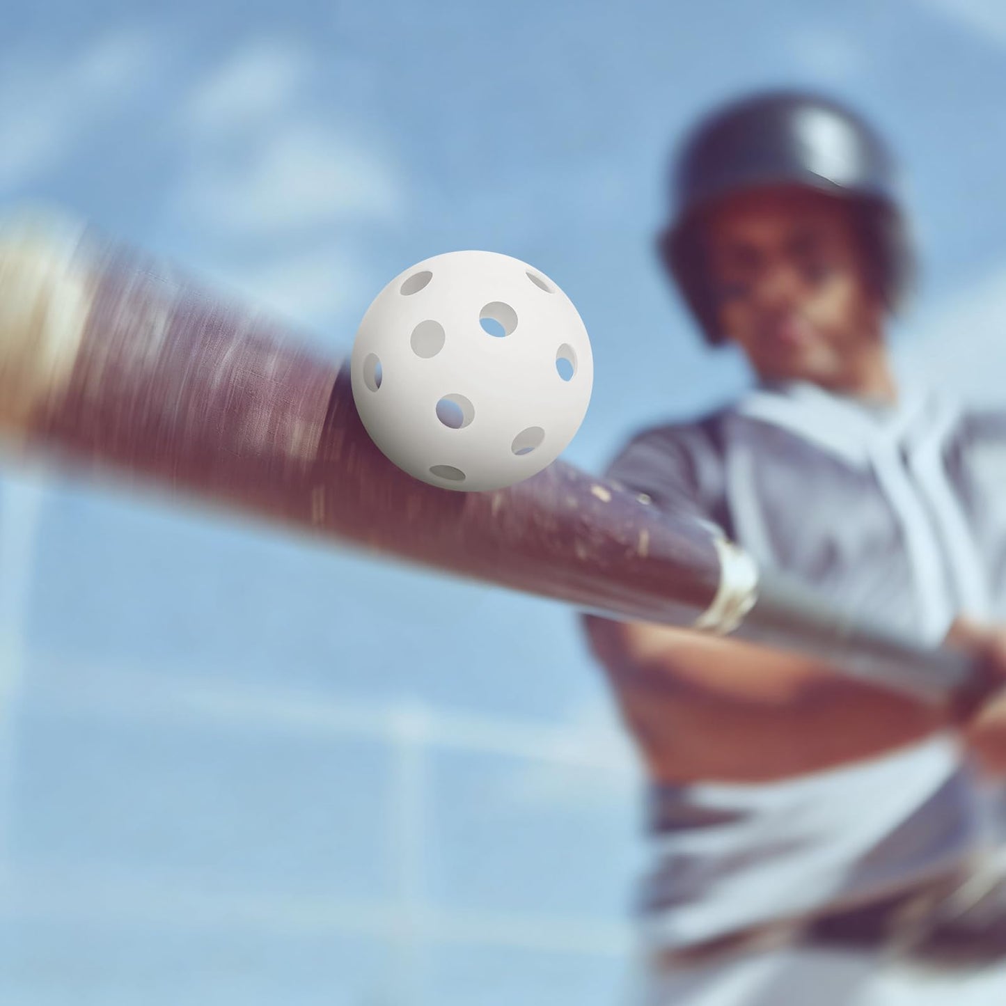 Tanlade 36 Pack Baseball Practice Balls Plastic Training Balls Lightweight Hollow Airflow Softballs with a Drawstring Bag for Hitting,Batting,Pitching, 2.91 in Indoor Outdoor Use Gift(White)