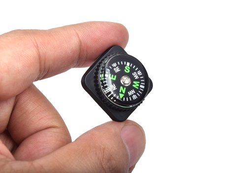 15pcs Slip-On Wrist Compass Hard Shell Liquid Filled Mini Small Button Compass Paracord Bracelet for Outdoor Hiking Survival Wrist Watch Band 3/4" (20mm)