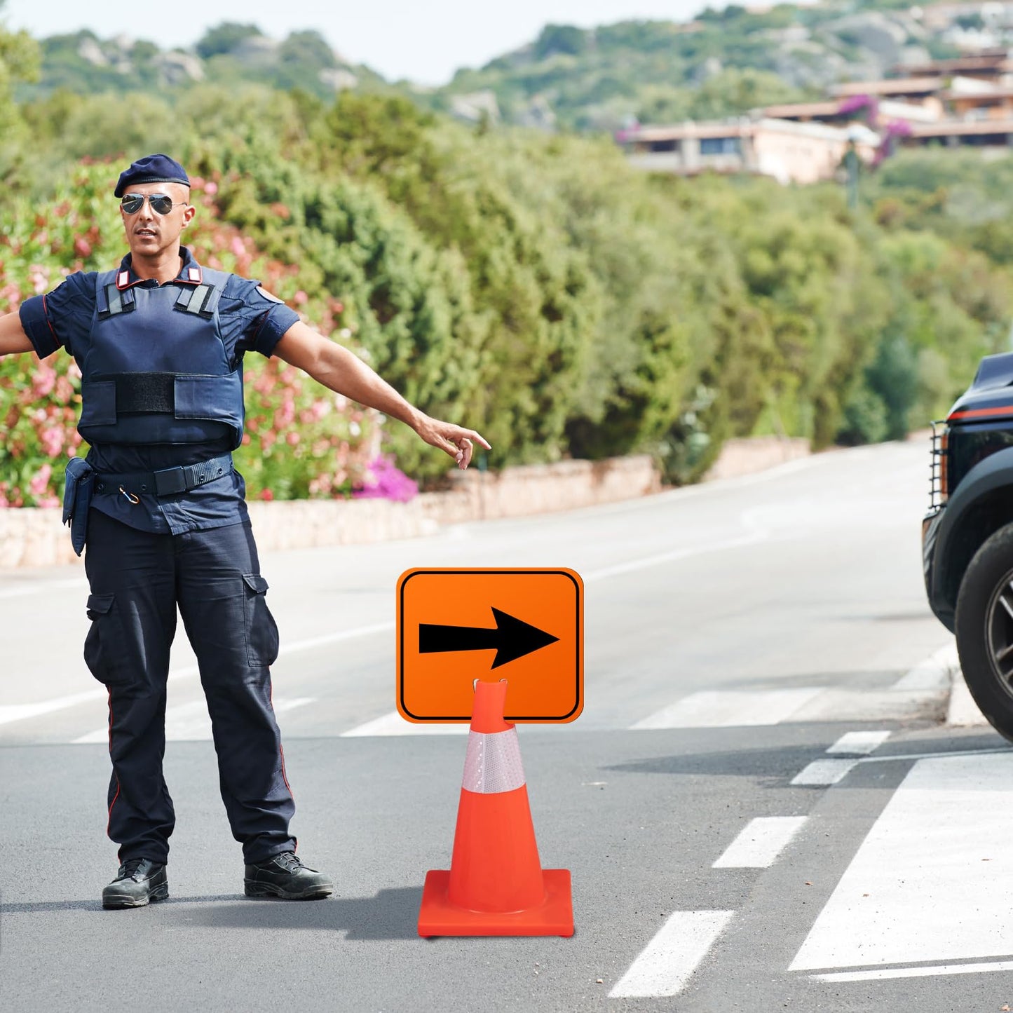 Geetery 12 Pcs Traffic Arrow Orange Detour Signs, Road Cone Top Directional Left Right Go Straight Arrows Sign for Road Barricade Outdoor Construction (Left & Right)
