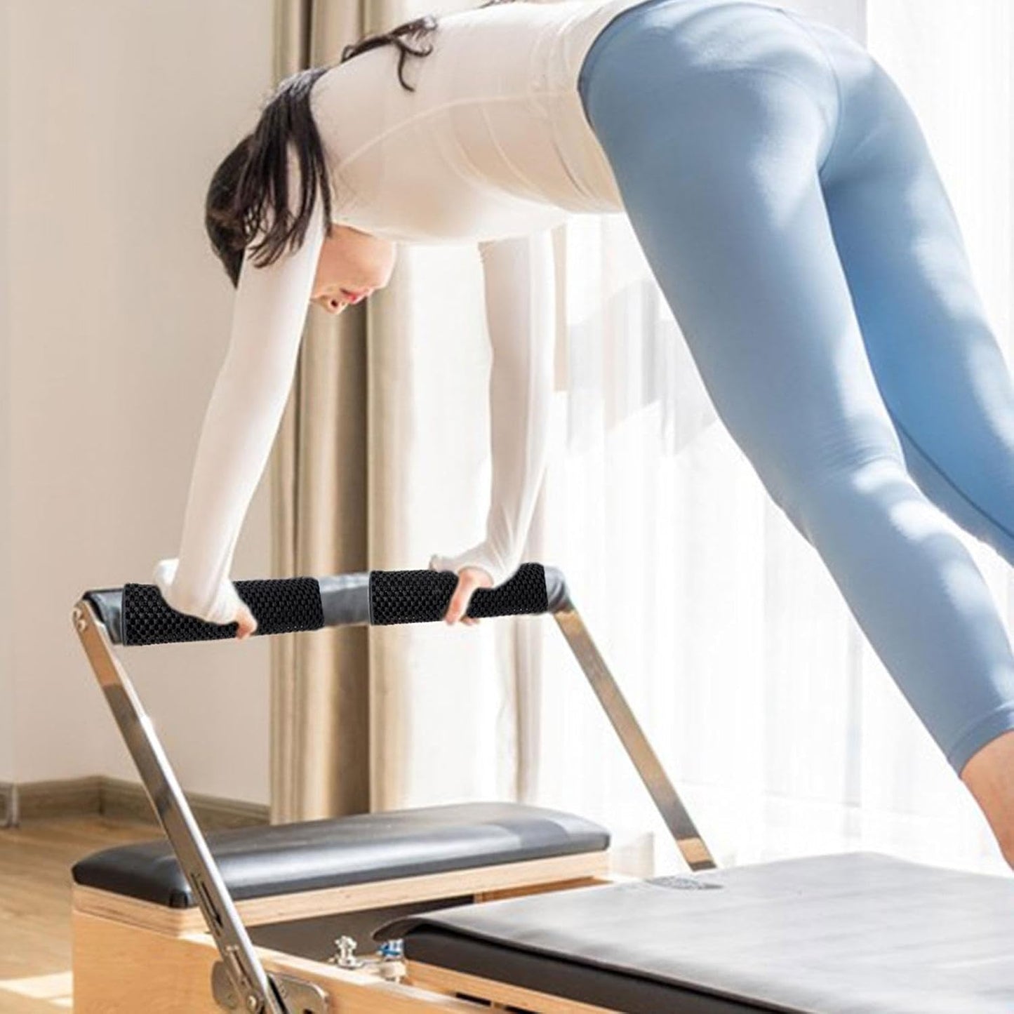 1 Pair Pilates Nonslip Mat Gripper Pad Pilates Reformer Mat Anti Skid for Women Men for Body Building Indoor Home Gym Fitness