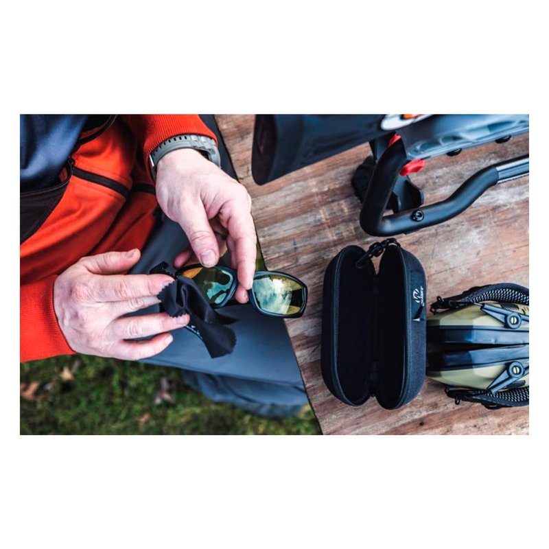Walker's IKON Carbine Full Frame Shooting Glasses | Impact-Resistant Non-Slip Frame Hunting Shooting Eyesight Protection Glasses, Microfiber Lens Cloth & Carry Case Included, Amber