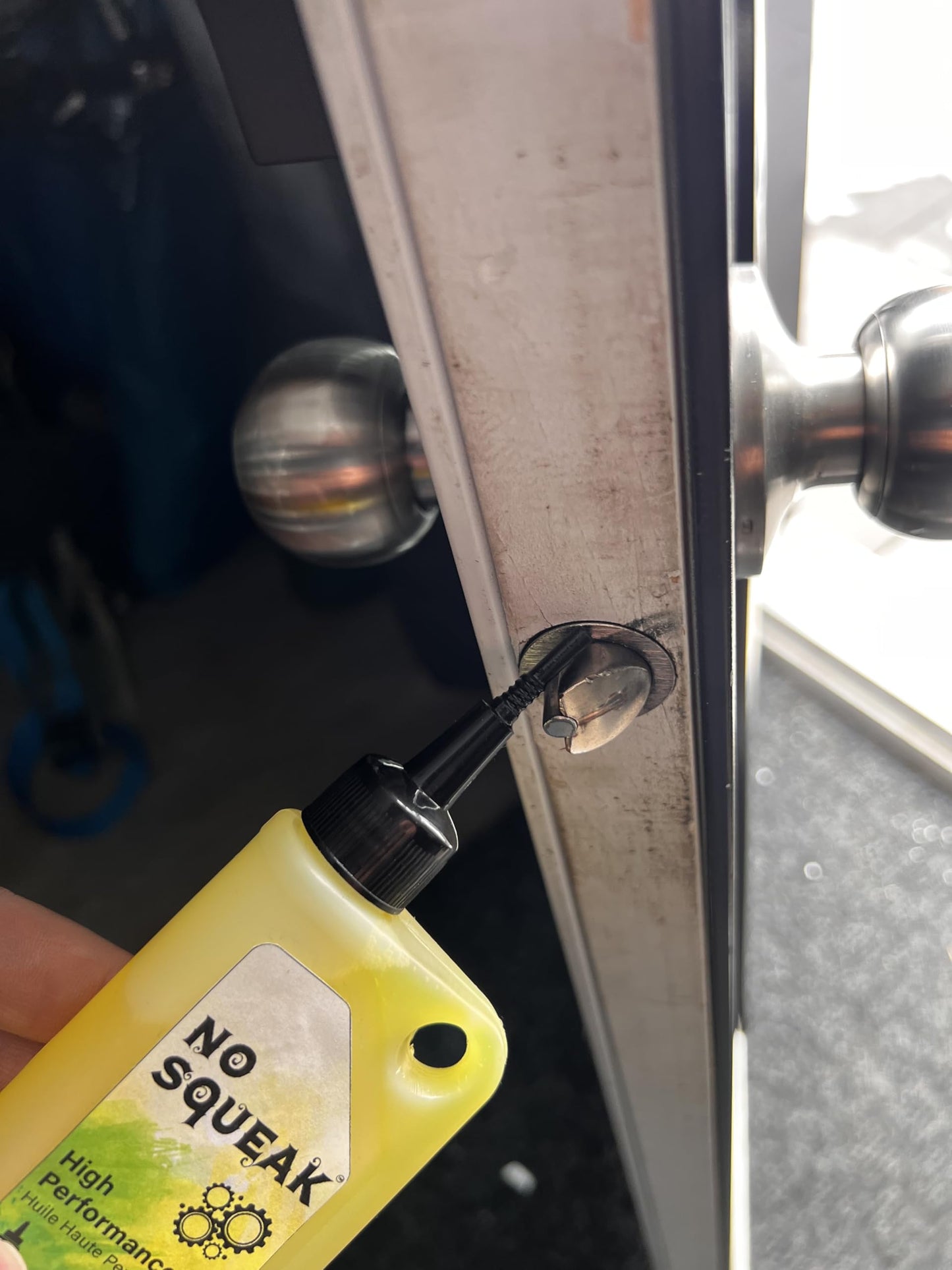 No Squeak 3.4oz High Performance Penetrating Oil – Bike Chain Lubricant, Door Hinge & Lock Lubricant, Rust Remover, Multi-Purpose Non-Toxic Lubricating Oil