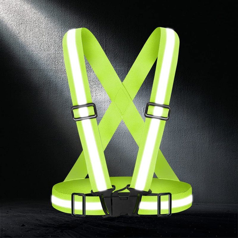Fepdiu High Visibility Reflective Vest Safety Vest Running Reflective Gear Adjustable Reflective Vest for Walking,Jogging,Hiking,Night Cycling (Yellow)