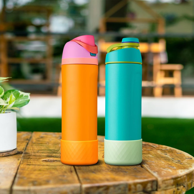 Alwenid 2PCS Silicone Water Bottle Boot for Owala 24 Oz, Anti-Slip Protective Sleeve Bottom Bumper Protector for FreeSip, Twist, and Flip Stainless Steel Water Bottles (Light Green+Orange)