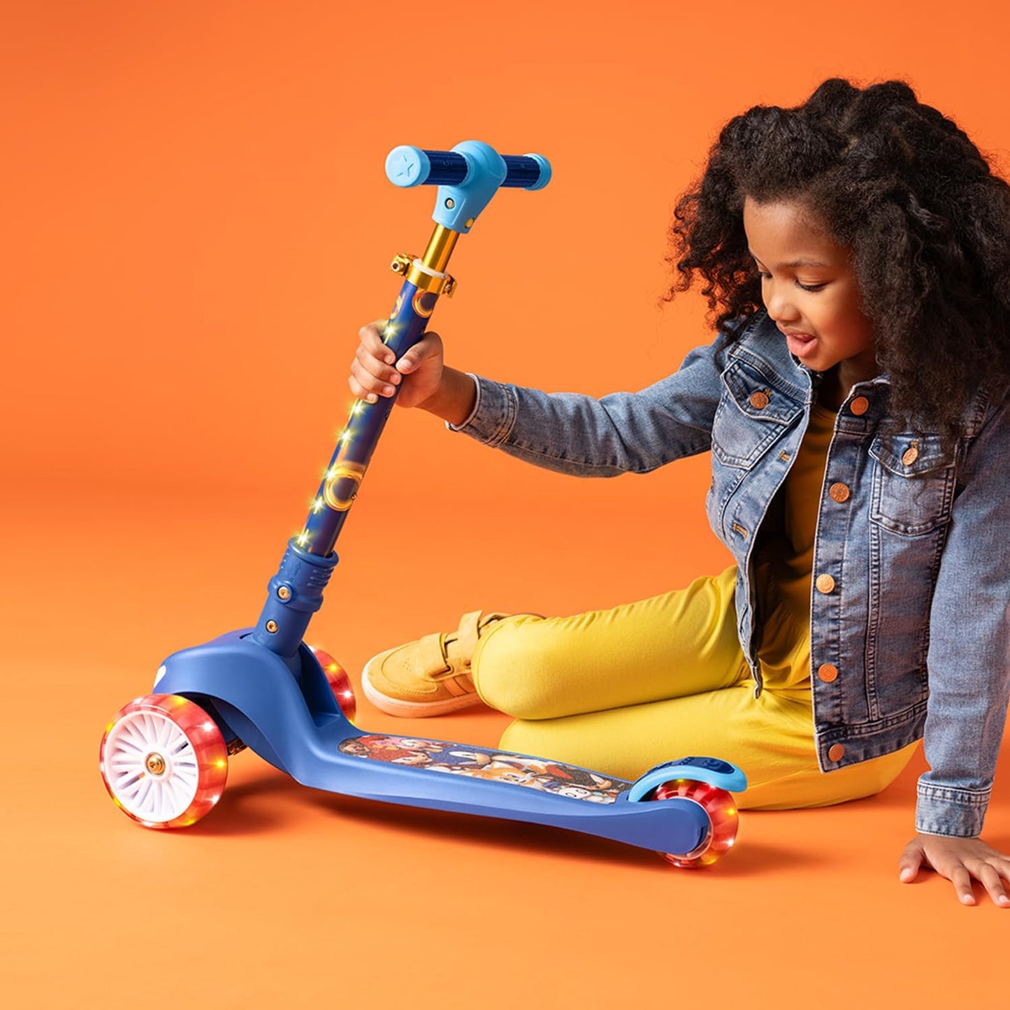 Jetson Character Kids Kick Scooter, LED Lights on Stem & Light-Up Wheels, Lightweight Frame, Height-Adjustable Handlebar, Lean-to-Steer System, Easy-Fold Mechanism