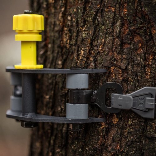 Hawk Cruzr Convenient Easy to Setup Safe Durable Hunting Tree Stand Ratchet Strap Bracket, Black