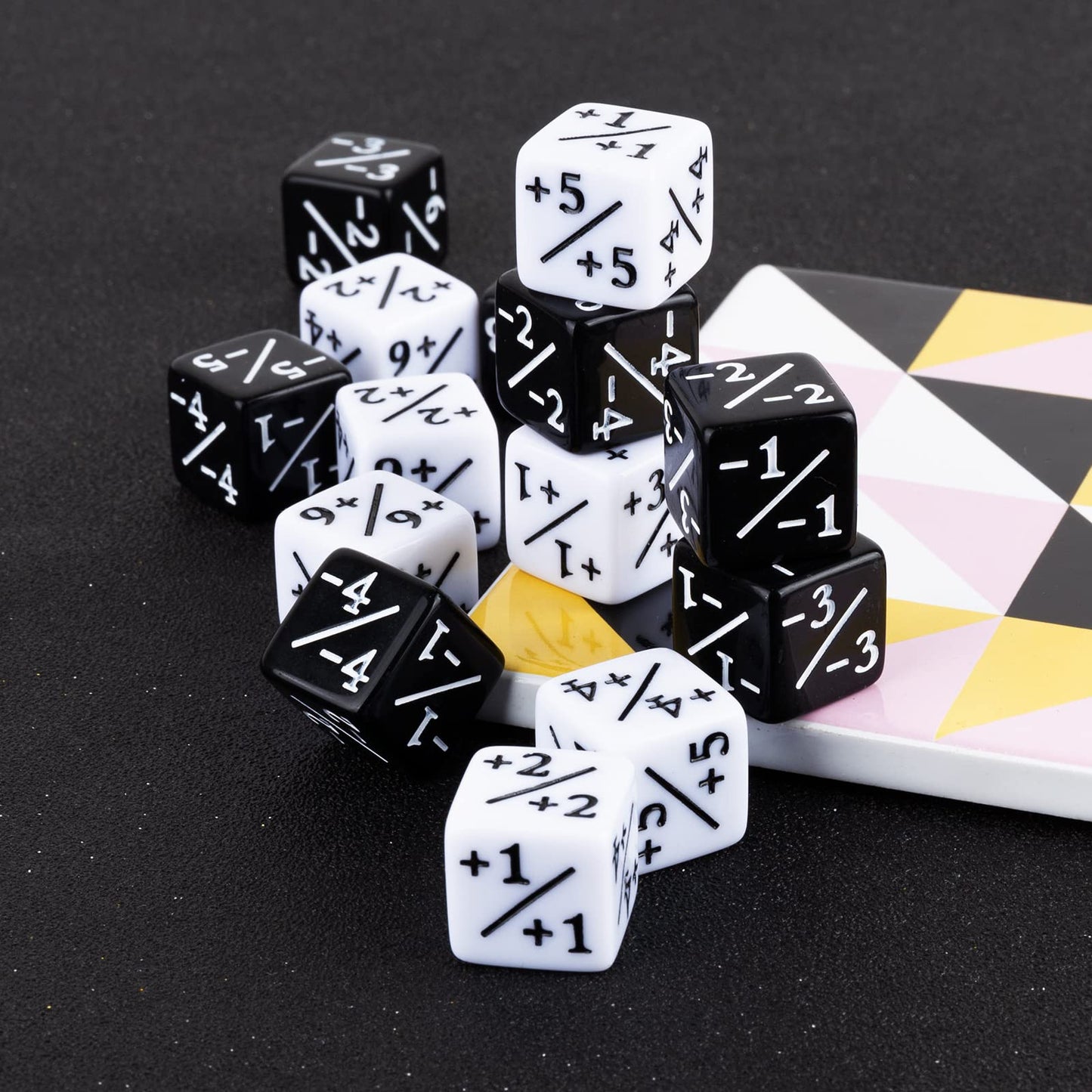 24 Pieces MTG Dice Counters +1 Buff Tokens Set 16mm D6 Magic Counter Dice for TCG MTG Card Games Accessory(Black, White)