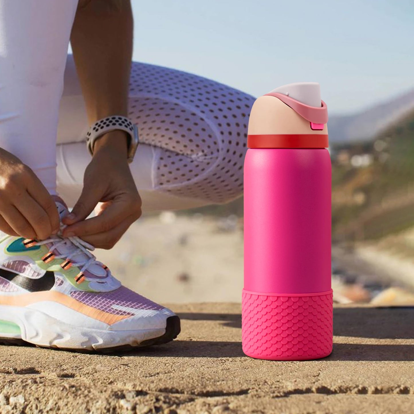 Diumepo Silicone Water Bottle Boot for Owala 32 oz, Anti-Slip Protective Sleeve Bottom Bumper Protector for Owala FreeSip/Twist/Flip 32 oz Water Bottle, BPA Free(Pearlescent White)