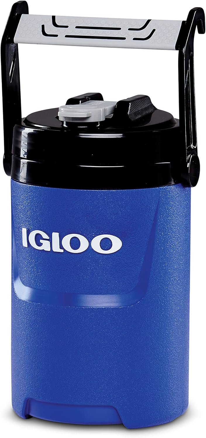 Igloo 1/2 Gallon Insulated Sports Water Jug with Hooks