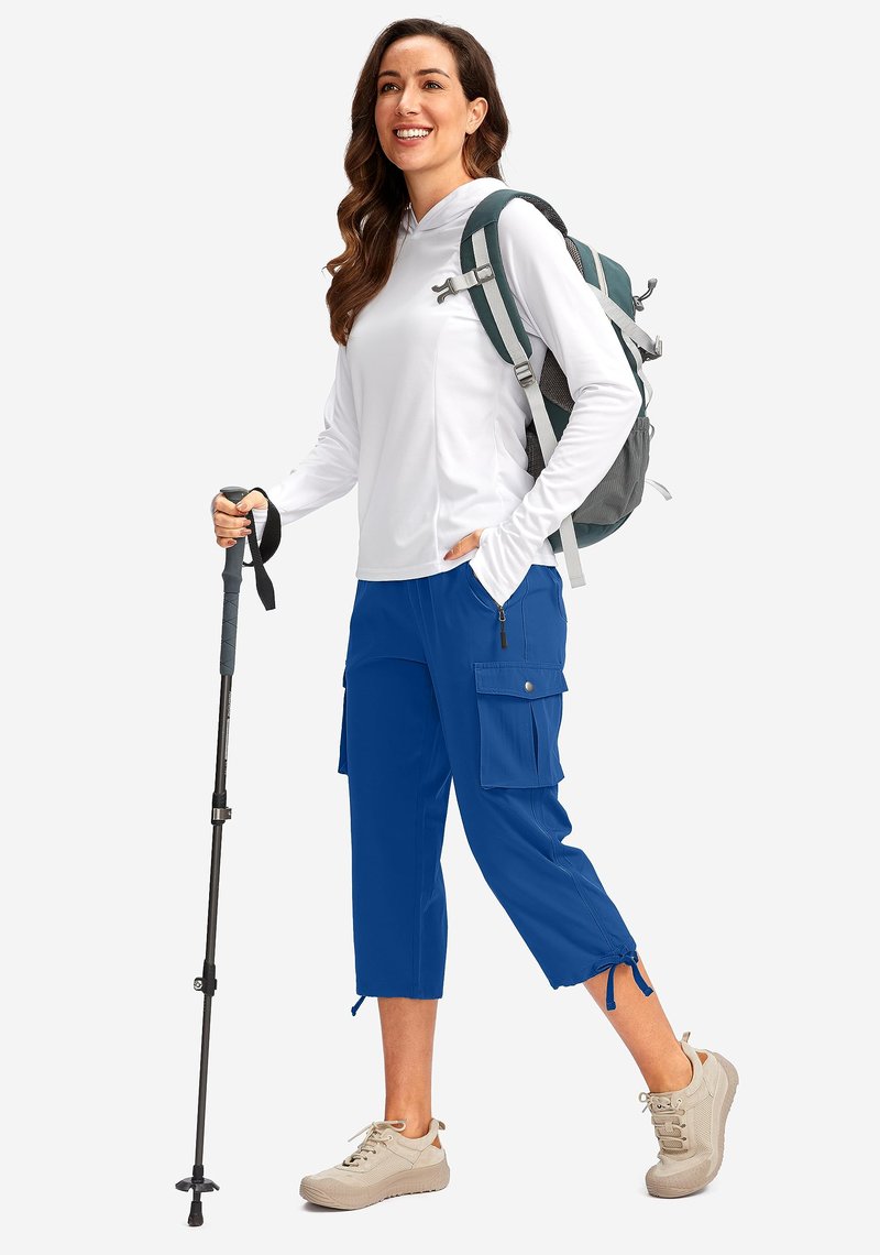 Soothfeel Women's Cargo Capris Pants with 6 Pockets Lightweight Quick Dry Travel Hiking Summer Pants for Women Casual (Royal Blue, 4XL)