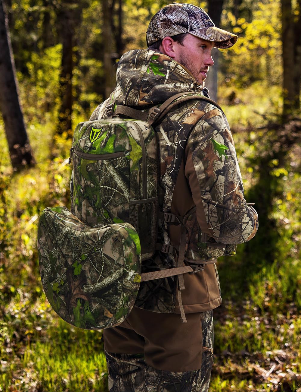 TIDEWE Vest with Seat, Lightweight Vest with Multi-Compartment Storage, Form-fitting Portable Backpack with 11 Adjustable Straps (Truetimber HTC Green)