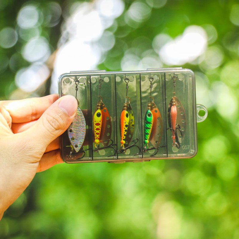 Inline Spinner Bait – Fish-Shaped Spinnerbait Lures 5-Pack, 360° Rotation with Reflective Blades, Perfect for Freshwater & Saltwater Fishing, Targeting Bass, Trout, Pike, Perch & More (Flying Fish)