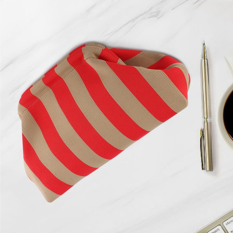 Vpoofree Woven Clutch Purses for Woman,Summer Beach Purse for Vacation, Woven Striped Dumpling Bag,Crochet Evening Handbag (Red-brown Stripe Woven Clutch Purses)