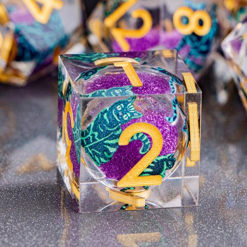 OGCOPHEN DND Cat Dice 7PCS Polyhedral Sharp Edge Dice Set with Gift Case for Dungeons Dragons Role Playing Game, RPG Resin D and D Dice D6 D8 D10 D12 D20 D% (Gold Purple)
