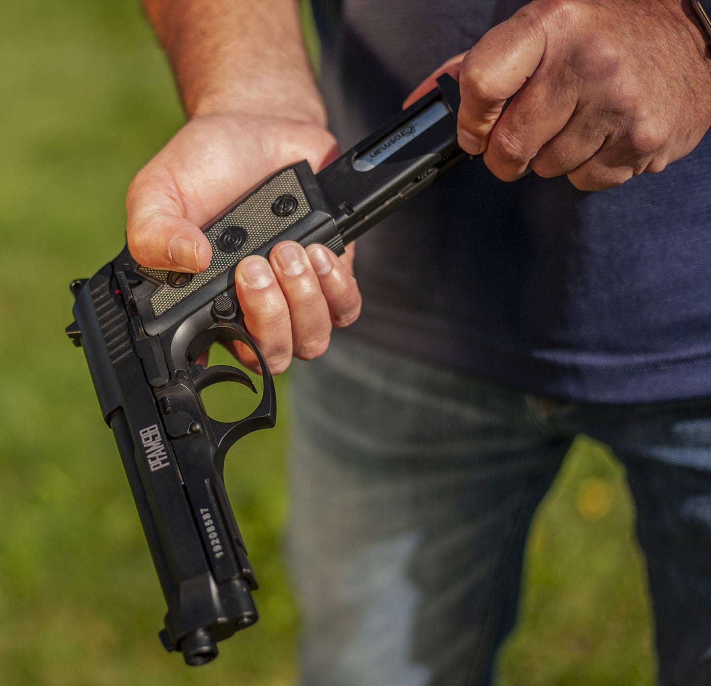 Crosman PFAM9B CO2-Powered Full Auto Blowback BB Air Pistol