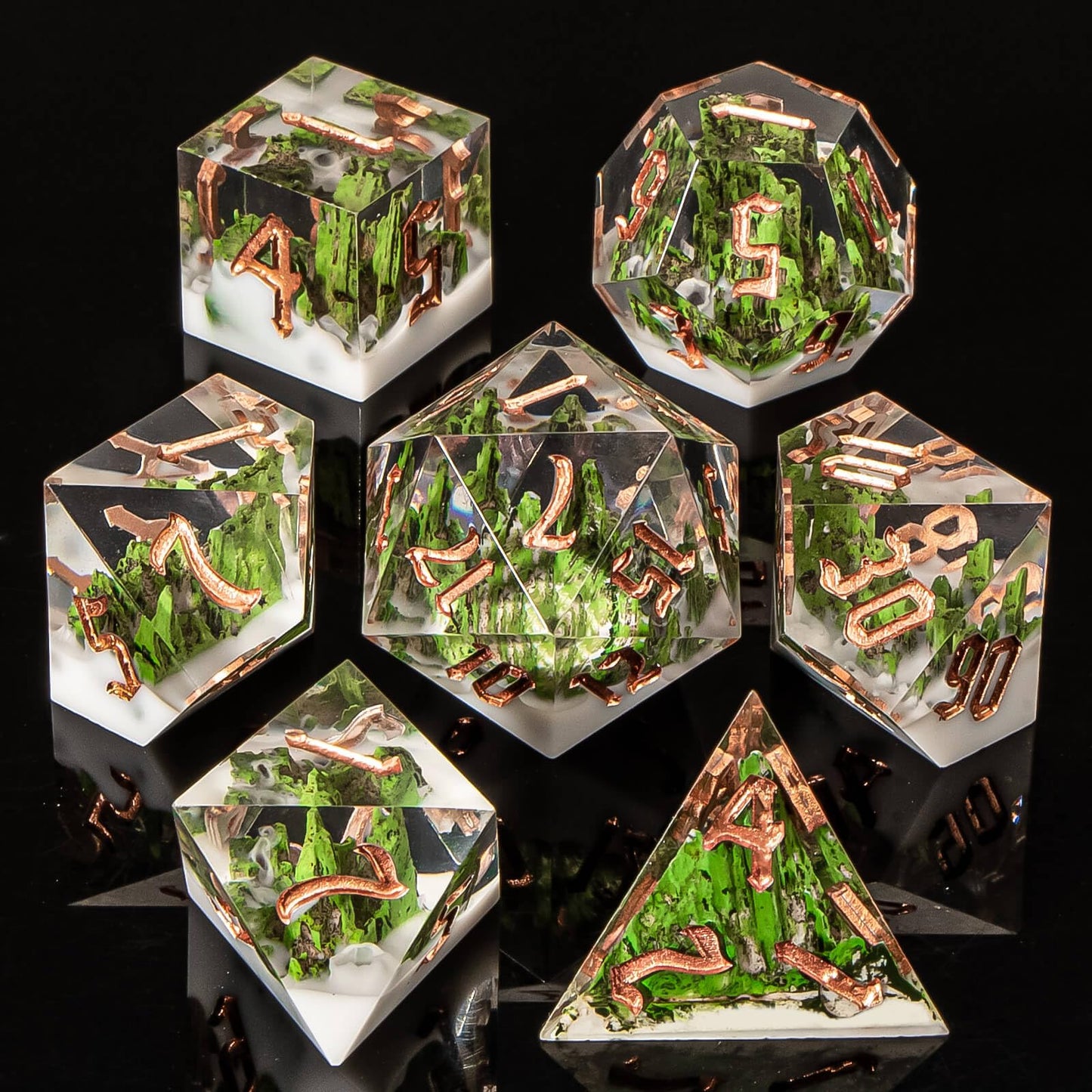 KERWELLSI DND Dice Set D&D, 7pcs Sharp Edge Resin Dice Set with Gift Box, Natural Mountain Forest Polyhedral D and D Role Playing Dice D20 D12 D10 D8 D6 D4