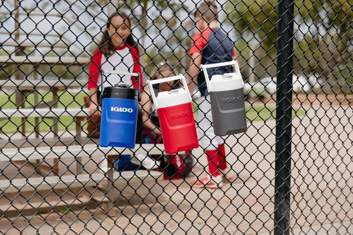Igloo 1/2 Gallon Insulated Sports Water Jug with Hooks