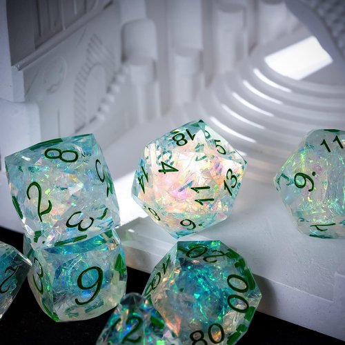 CRITALLIC 7PCS DND Dice Set,Transparent Sharp Edge Dice Set D&D RPG Polyhedral Die,for Dungeons and Dragons TTRPG Games Roleplaying Games,with Gift Box(Green)