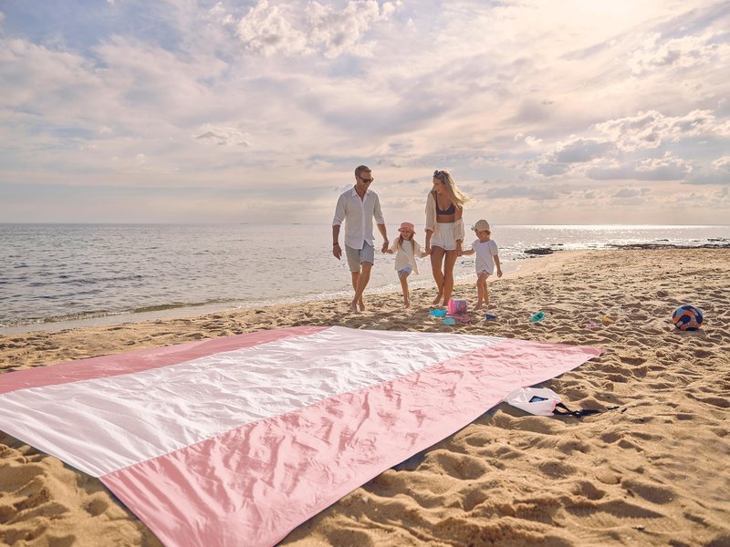 WEKAPO Beach Blanket Sandproof Waterproof, Extra Large Beach Mat, Oversized & Compact Sand Free, Quick Drying Beach Essentials for Vacation, Cruise, Picnic & Camping with Stakes (Pink, 9x10 FT)