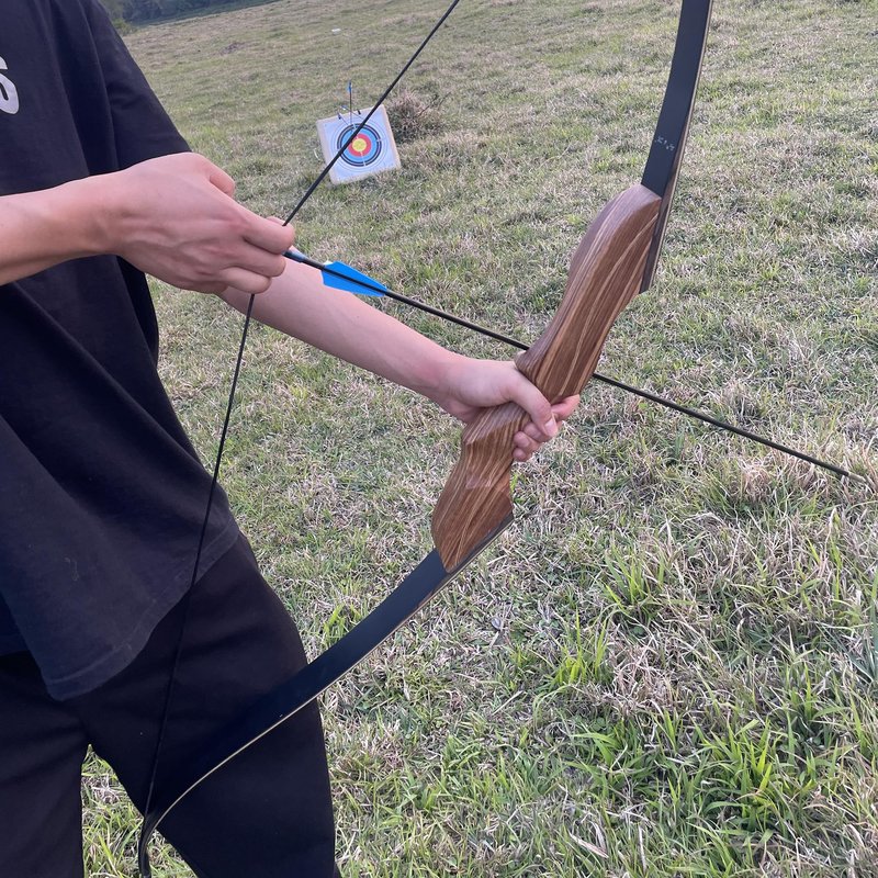 Black Hunter Recurve Bow and Arrow Set, GLURAK 60'' Wooden Takedown Recurve Bows Package, Archery Bow Kit for Target Practice and Hunting, Right Hand, 30LB