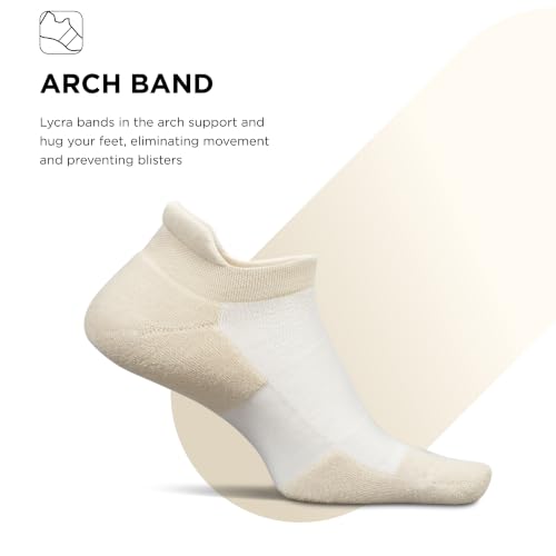 Feetures Men’s High Performance Cushion Athletic Socks - Medium / Chai Latte (1 Pair)