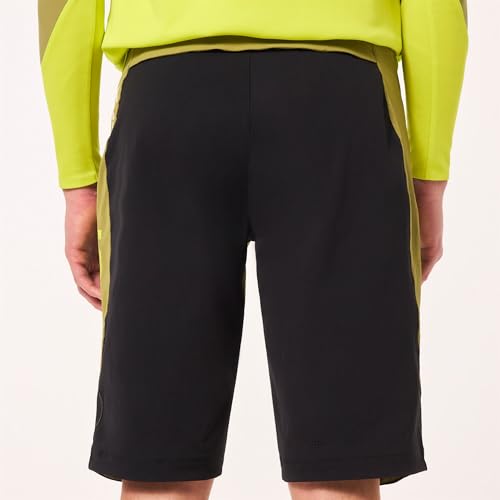 Oakley Man Maven Scrub Short
