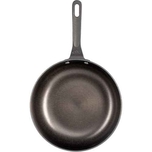 GSI Outdoors Guidecast 10¡± Deep Frypan I Dual Handle & Self-Basting Dome Lid | Cast Iron, Lightweight, Gourmet Frying Pan, Camp Cookware