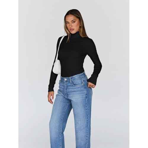Trendy Queen Women's Turtleneck Long Sleeve Shirts Fall Fashion Basic Thermal Underwear Tops Winter Clothes 2025