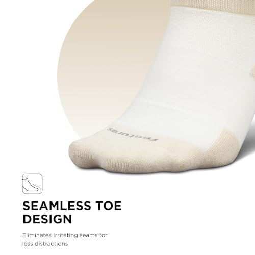 Feetures Men’s High Performance Cushion Athletic Socks - Medium / Chai Latte (1 Pair)