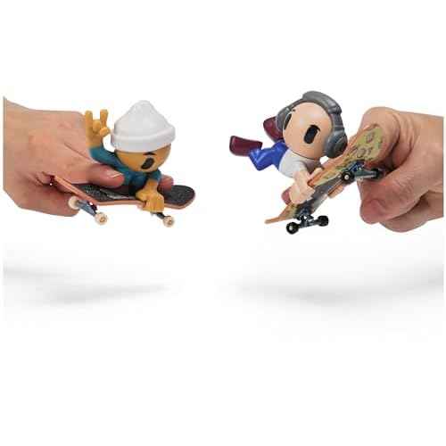 Tech Deck Sk8 Crew, 2-Pack Exclusive Fingerboards with Assistive Figures, Collectible and Customisable Mini Skateboards, Kids¡¯ Toys for Ages 5 and up (Styles May Vary)
