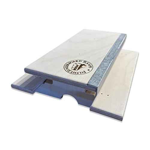 Mini Picnic Table from, for fingerboards and tech Decks
