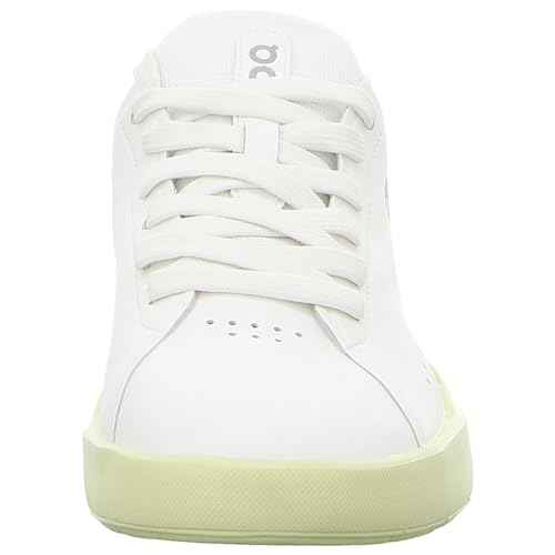 On Women's The Roger Advantage Sneakers