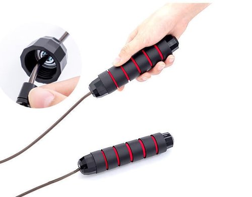 Jumping Rope Cable with Ball Bearings for Women, Men, Adjustable Steel Jump Rope Workout with Foam Handles for Fitness, Home Exercise & Slim Body