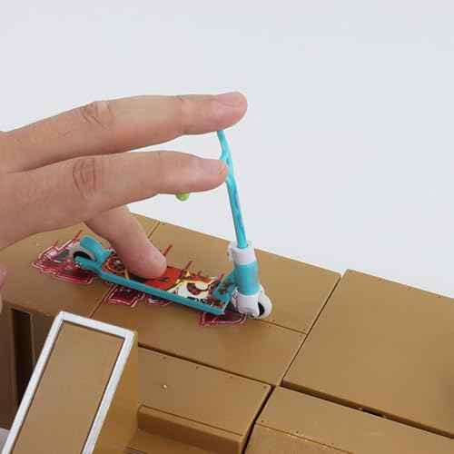4Pcs Professional Finger Scooter Toy Alloy Metal for Use Fingerboard Obstacles Fingerboard Parks and Competitions, Skateboards Finger Boards, Alloy+Plastic