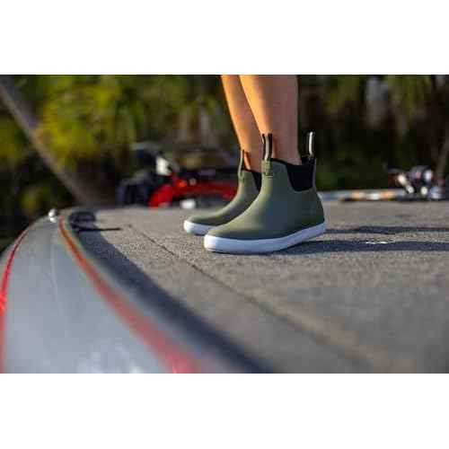 HUK Boys Rogue Wave Shoe, Fishing & Deck Boot for Women