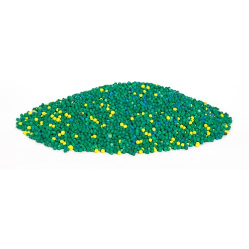 Whitetail Institute Winter-Greens Deer Food Plot Seed for Fall Planting, Annual Brassica Blend to Attract Deer in The Early and Late Season, Very Cold and Drought Tolerant, 3 lbs (.5 Acres)