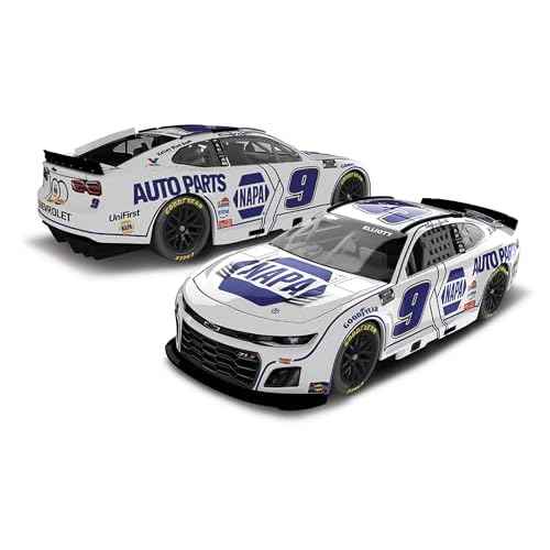 Lionel Racing Chase Elliott 2025 NAPA White 1:24 Scale ARC HO Diecast Car