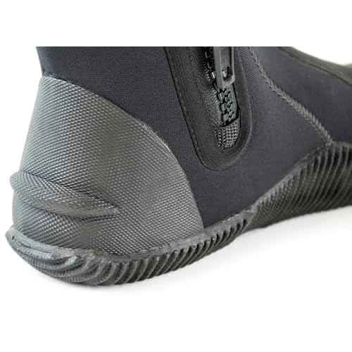 Adult Unisex Crew Water Boots for Scuba Diving, Surfing, Canyoning, 5 mm Neoprene Thickness - Isla: designed in Italy