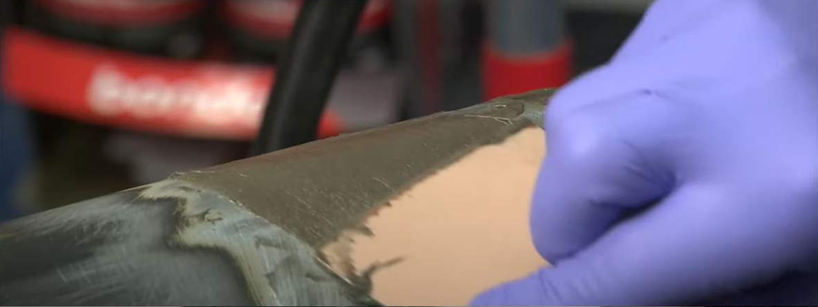 Bondo Glass Short Strand Reinforced Fiberglass Filler,Stage 2, 2.56 Oz Filler and 1 Oz Cream Hardener