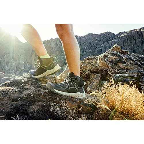 KEEN Women's Nxis Evo Mid Height Waterproof Fast Packing Hiking Boots