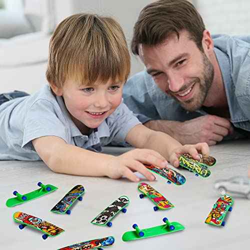 Sosation 18 Pcs Mini Finger Skateboard Thanksgiving Party Gift Favors Mini Skateboards Novelty Fingerboard Decorations Fingertips Movement Finger Gift(Cool Style)