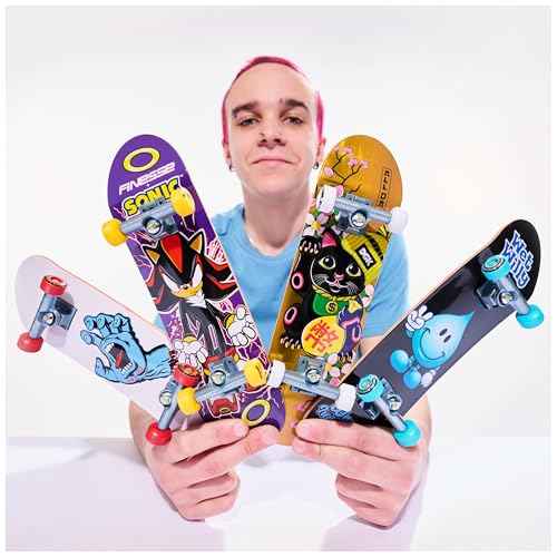 TECH DECK, Santa Cruz Handboard; Authentic Mini Skateboards, Kids Toys for Boys & Girls, Ages 6 and up (Hands Use Only)